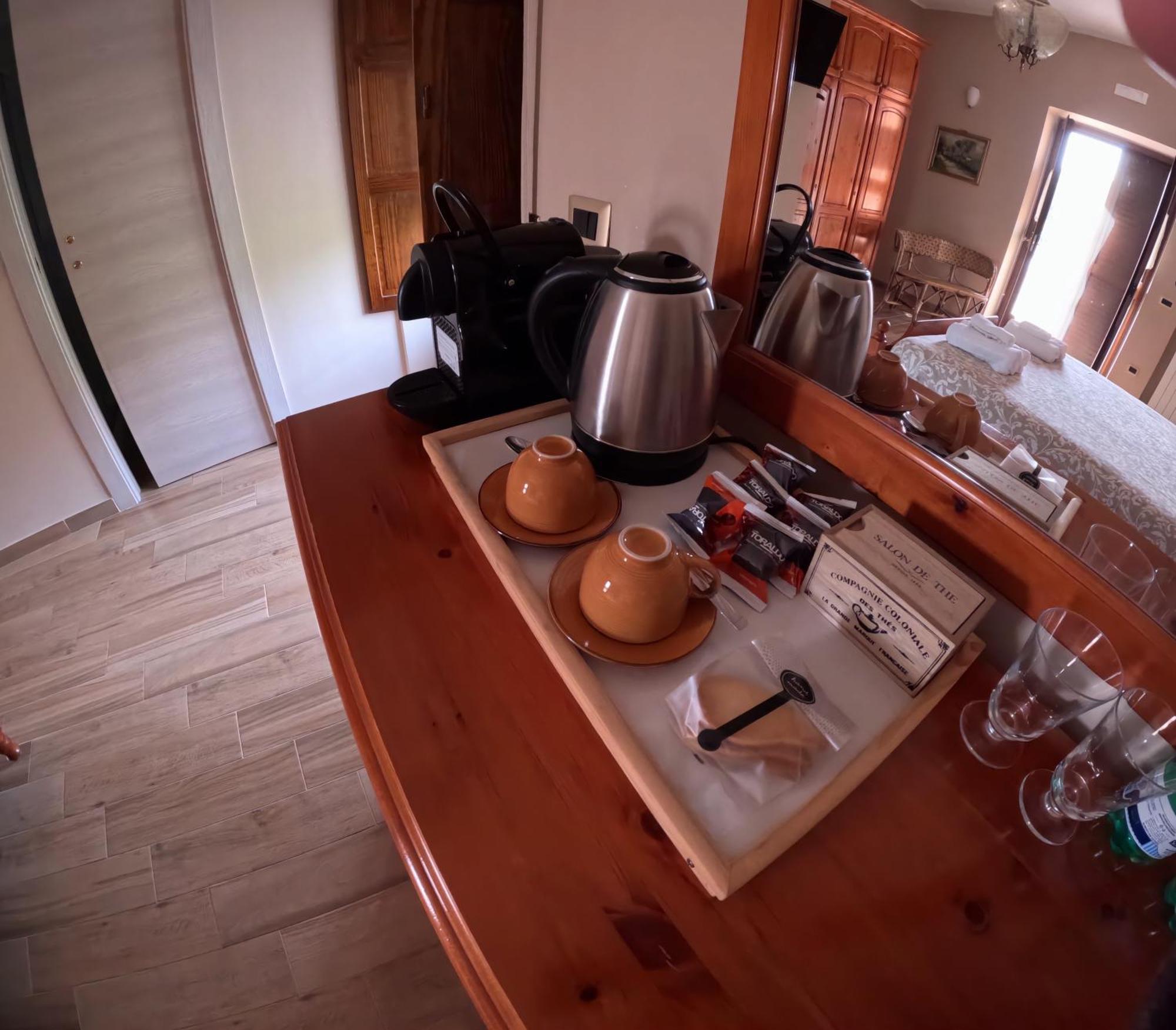 B&B A Casa Di Maybe Caserta Kültér fotó